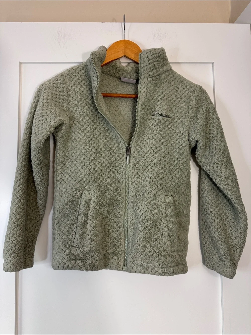 Columbia Kids Sage Green Quilted Fleece Jacket Sz Medium Teddy Bear Cozy Fluffy